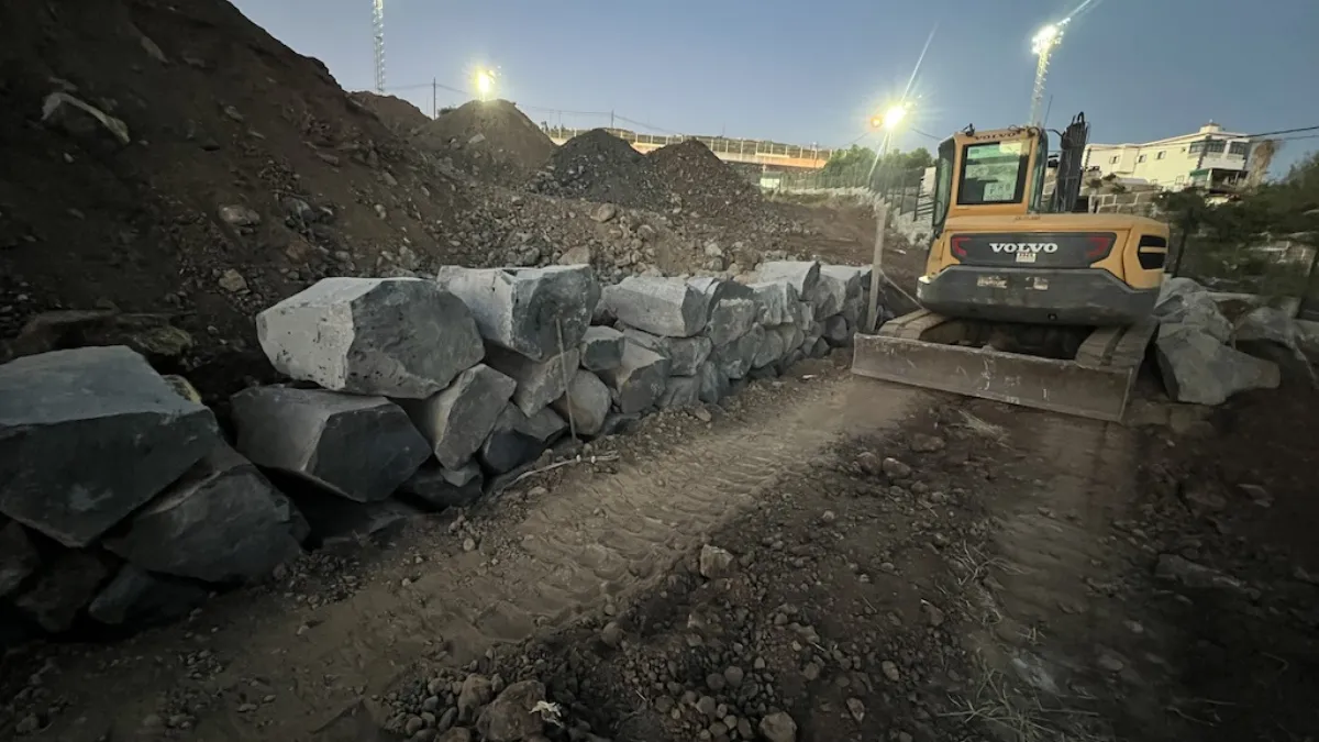 Construcción de los boxes para caballos