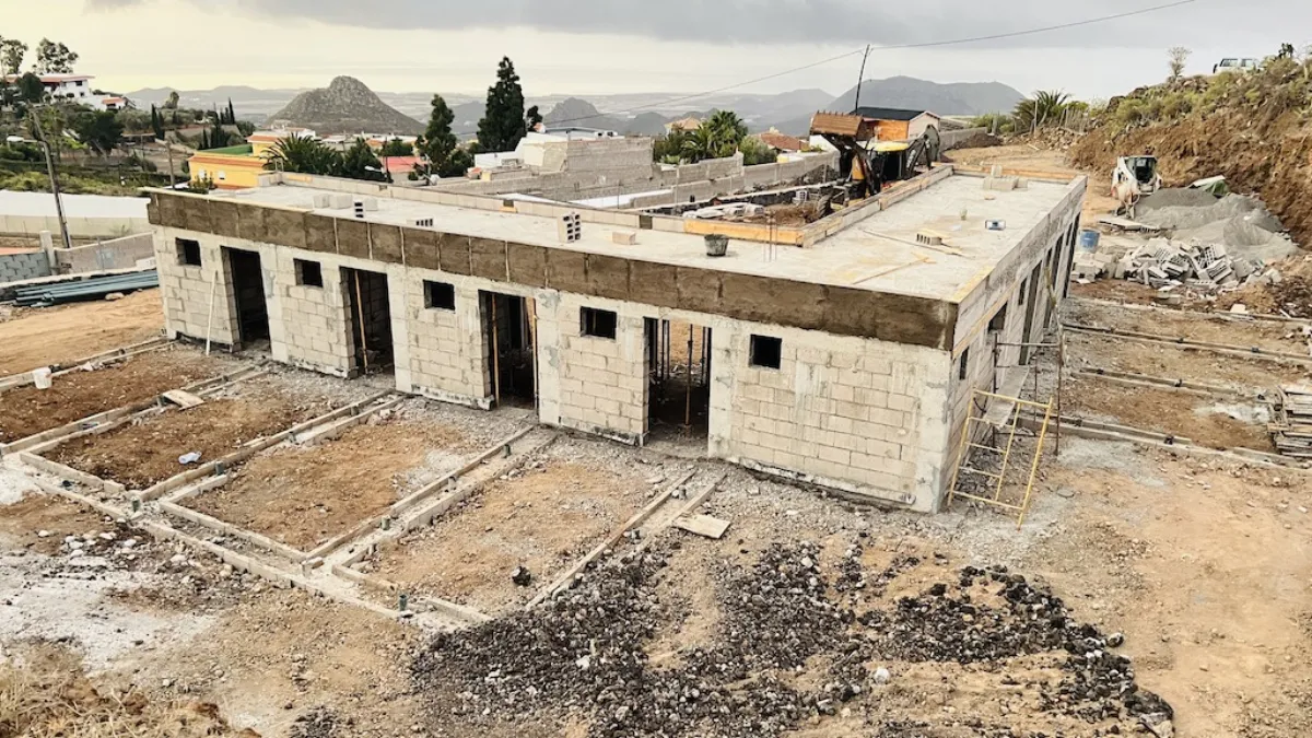 Vista general de la construcción avanzada