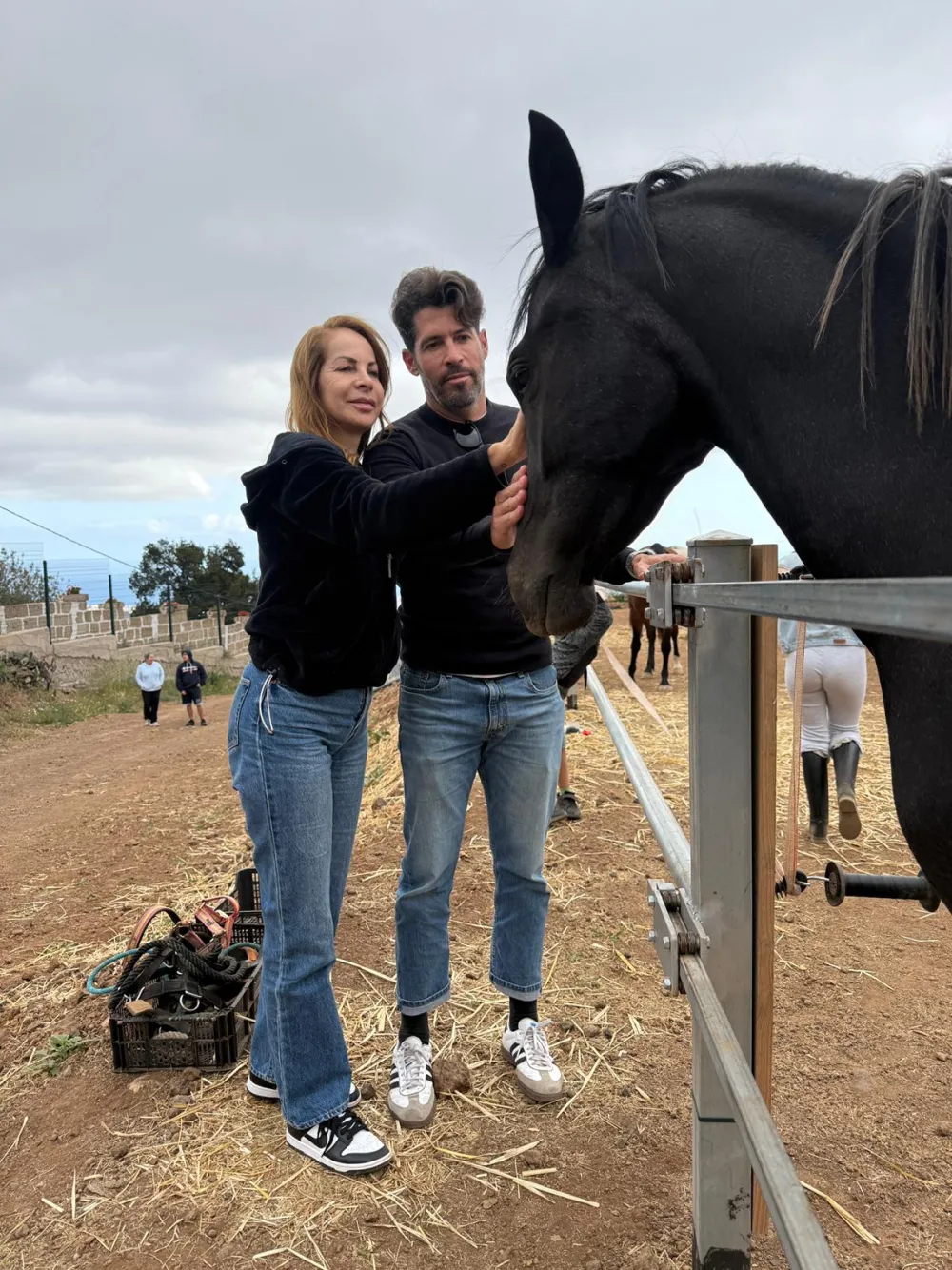 Visita educativa en familia a NA STABLOS
